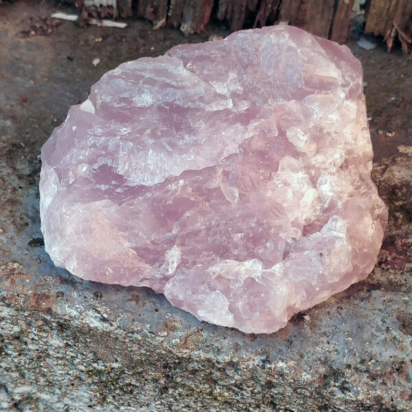 Růženín – fialový surový kámen V #2