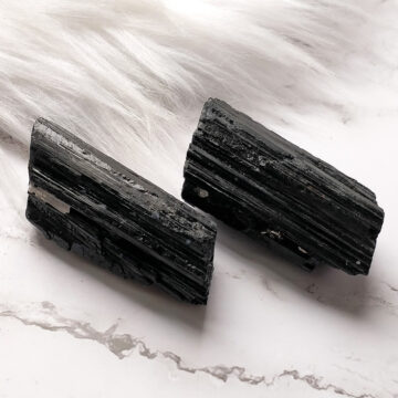 Skoryl - černý turmalín, surový krystal #1