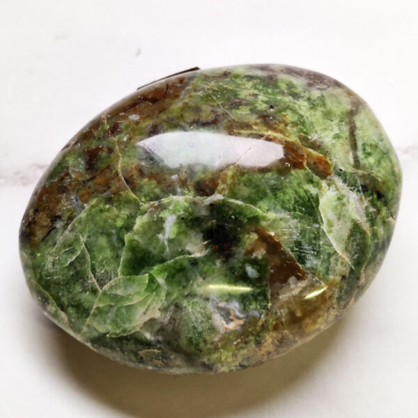 Zelený opál a chryzopras tromlovaný kámen IV #3
